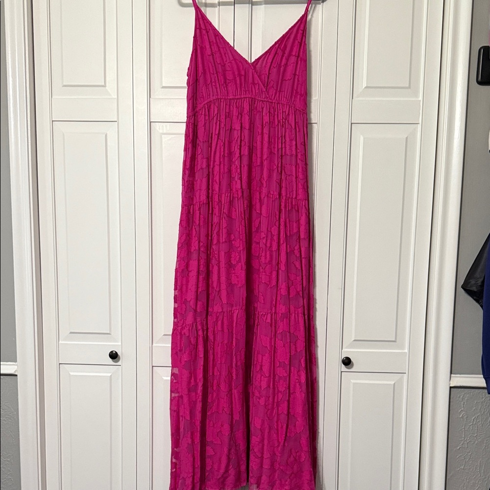 En Creme Vibrant Pink Maxi Dress